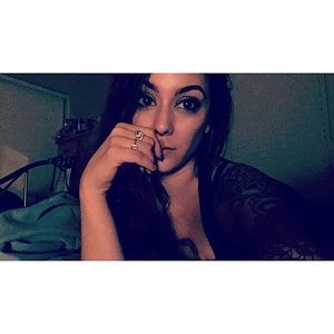 Meet your Posher, Lisa